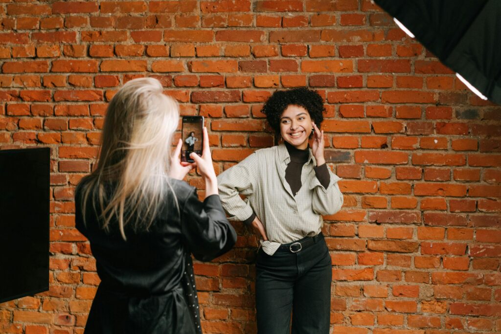 Capture Instagram-Worthy Travel Photos with Just Your Smartphone: Pro Tips Revealed