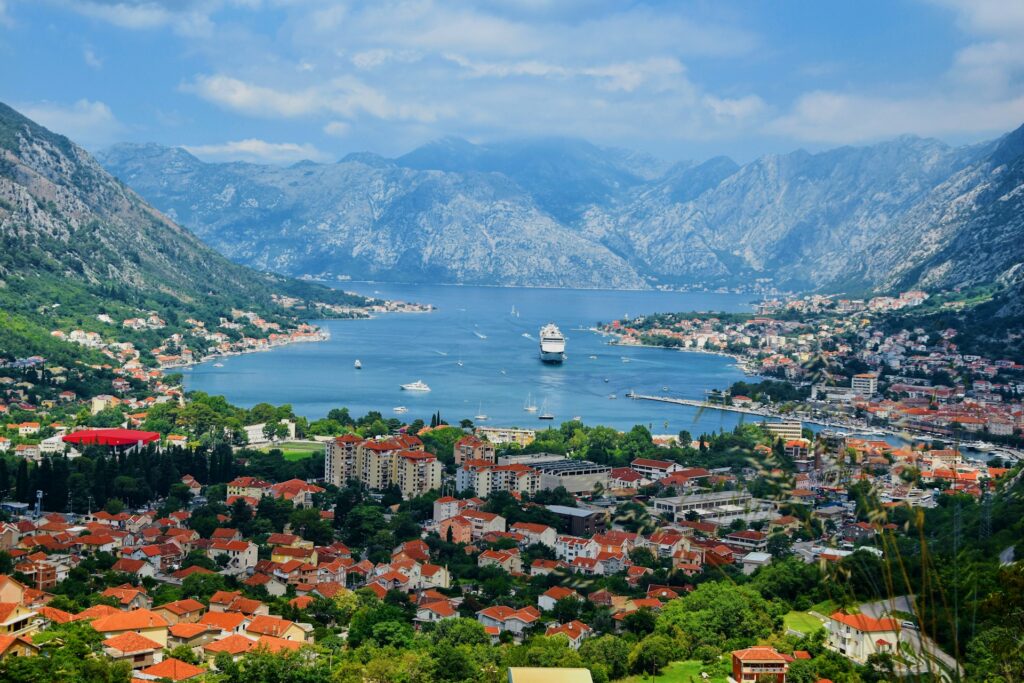 Alternative Destinations to Overcrowded Tourist Hotspots